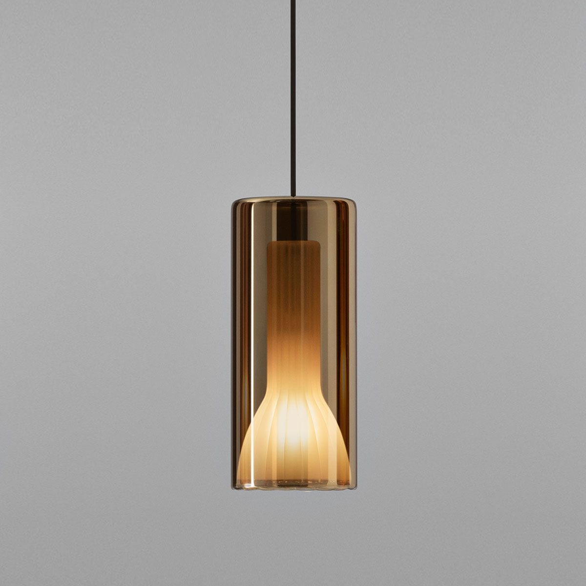 Lit 1912-22 Medium Pendelleuchte, Gold Glas